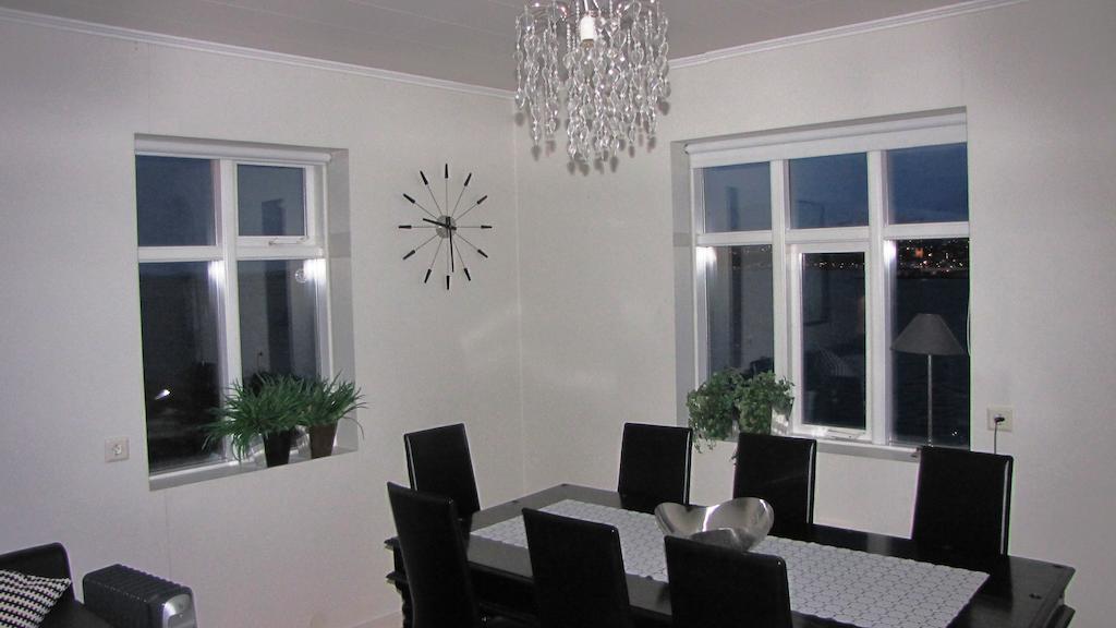 Halllandsnes Apartments Akureyri Bagian luar foto
